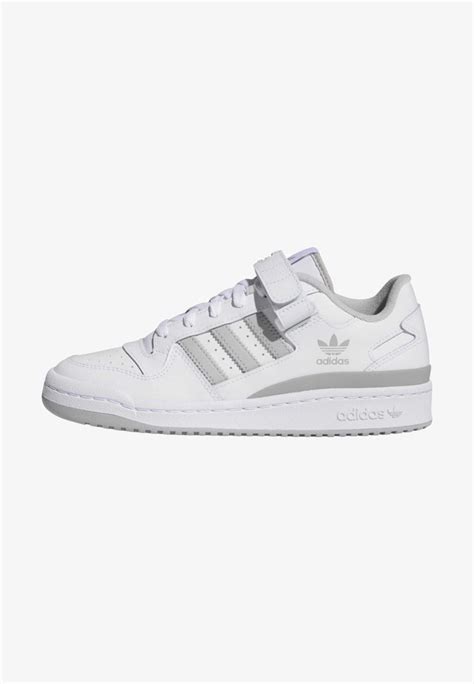 adidas originals forum low trainers in white and grey